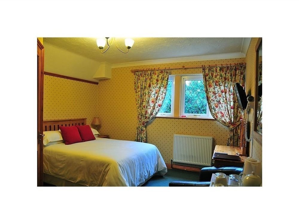 Tudor Cottage Bed & Breakfast Κέμπριτζ Εξωτερικό φωτογραφία